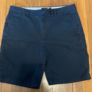 CLUB MONACO Maddox 9" Shorts in‎ great condition